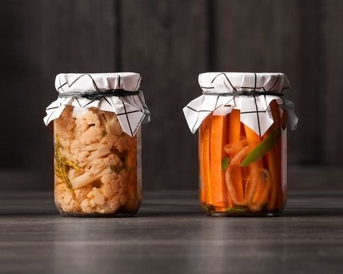 Conservas naturales de alimentos regionales